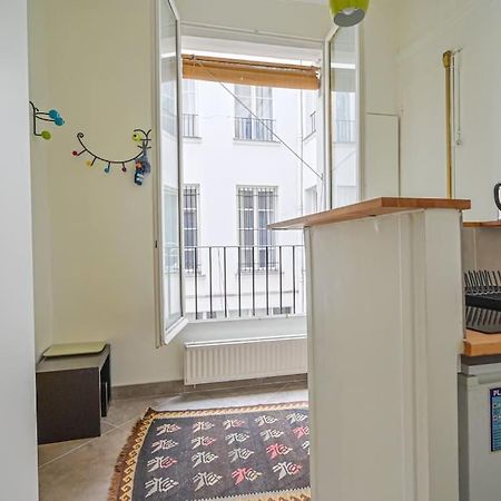 Radiant Flat - Spacious Studio Apartment - Marais París Exterior foto