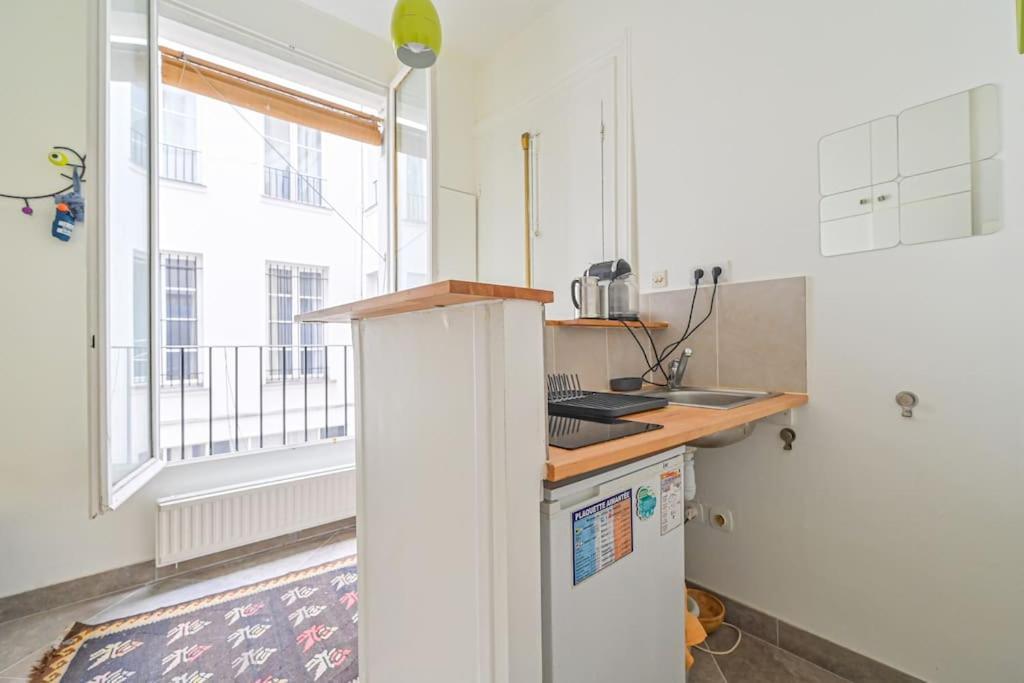 Radiant Flat - Spacious Studio Apartment - Marais París Exterior foto