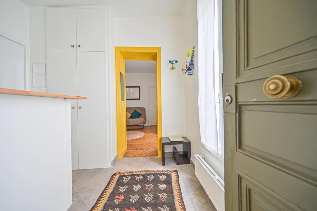 Radiant Flat - Spacious Studio Apartment - Marais París Exterior foto